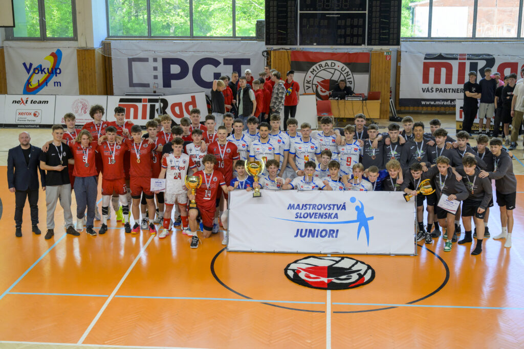 Banská Bystrica obhájila titul juniorských Majstov Slovenska, Prešov strieborný, Nové Mesto bronzové